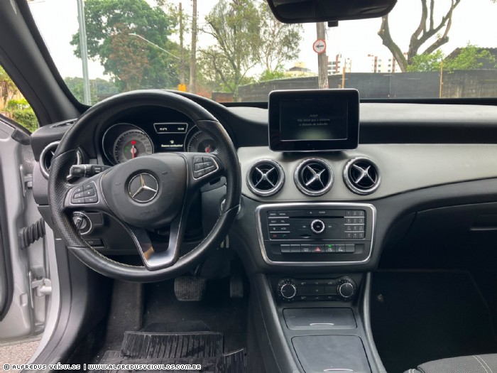 Mercedes-Benz GLA 200 ADVANCE 2016/2016